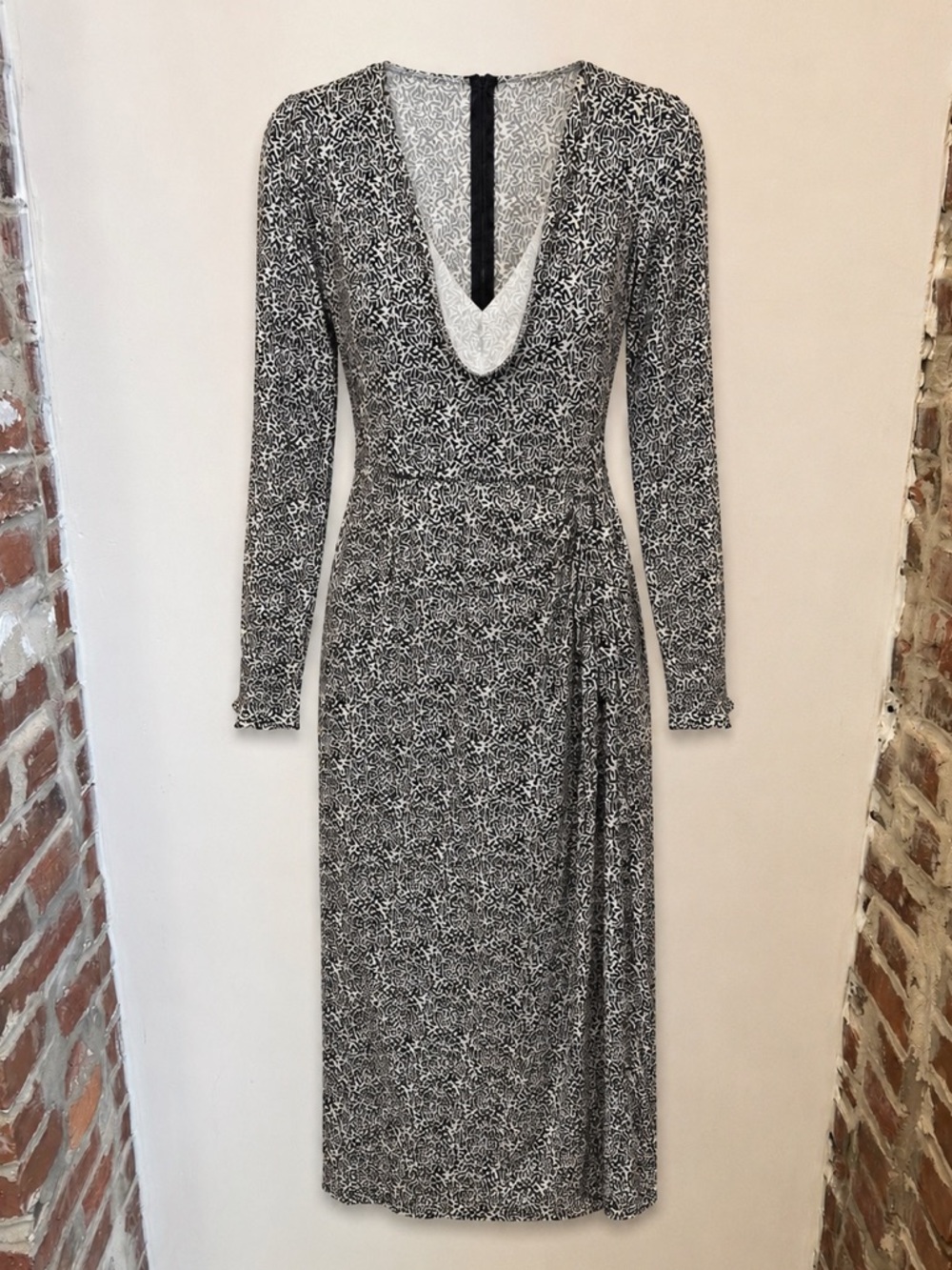 Zara Black and White Long Sleeve Midi Dress
